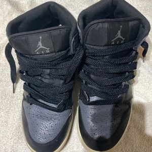 Nike air Jordans size 6 1/2 youth gray black